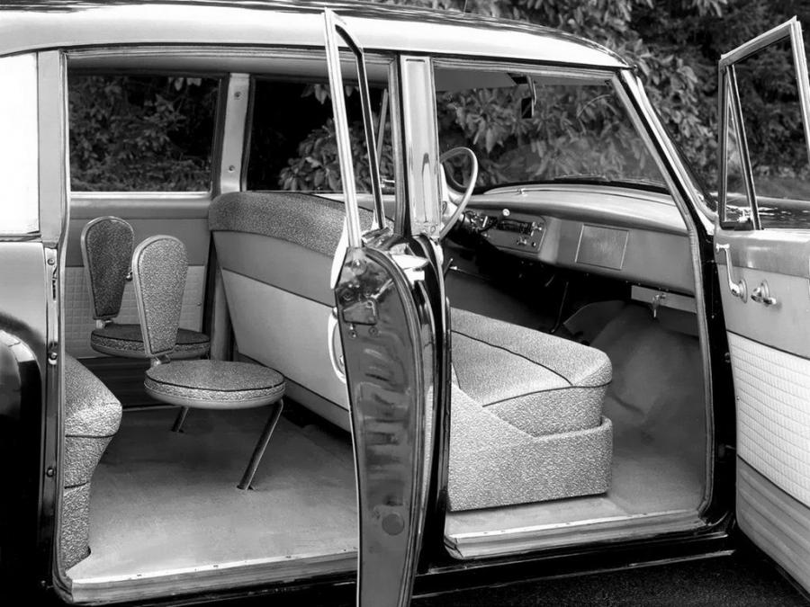  Checker Model A8 Taxi Cab 1956 года  (фото 7 из 10)
